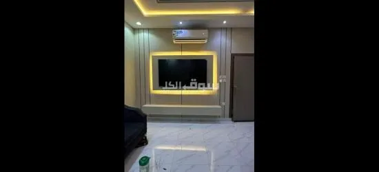 نجار أبواب خشب و تفصيل