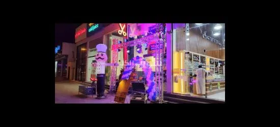 تاجير تجهيزات حفل افتتاح كشافات بالونات اضاءه