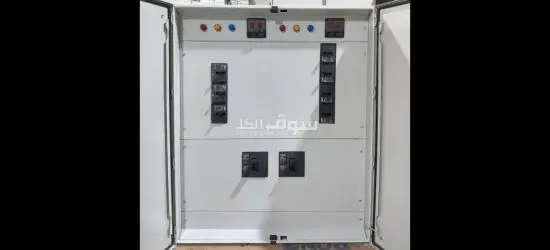 لوحات كهربائيه