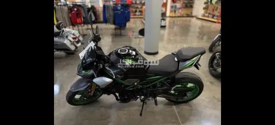 2025 Kawasaki Z900 SE ABS WhatsApp +17203061962 - 3