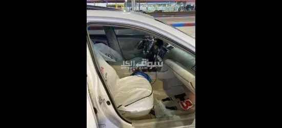 للبيع تيوتا كامري 2010