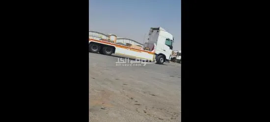 لوبد فولفو م****** للمشاوير الداخلية والخارجية