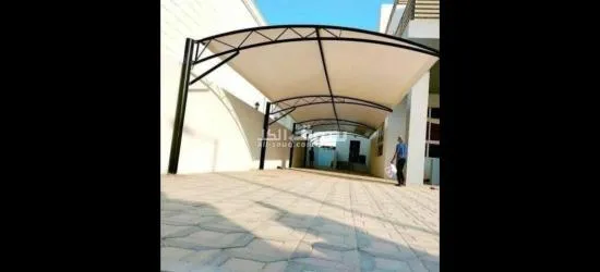 مظلات وسواتر