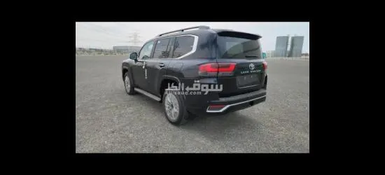 لاند كروزر 2022 للبيع
