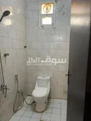 سلام عليكم ورحمة الله وبركاته الرياض حي الروضه غرفه وصاله ومطبخ وحمام الدور الثاني السعر 22الف سنوي - 5