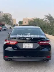 بيع سيارة تيوتا كامري