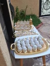 قهوجي الرمال وصبابين مع أغراضهم - 3