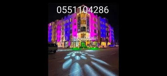 يوجد لدينا جميع الاضاءات والبوابات والليزرات وادوات الافتتاح وادوات الحفلات