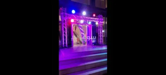 يوجد لدينا شاشات العرض للإيجار بجميع المقاسات ويوجد لدينا جميع الإظاءات  وأجهزة الإفتتاحات - 7